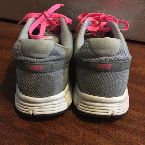 Nike Air Revolution 2 - Picture 7 of 8